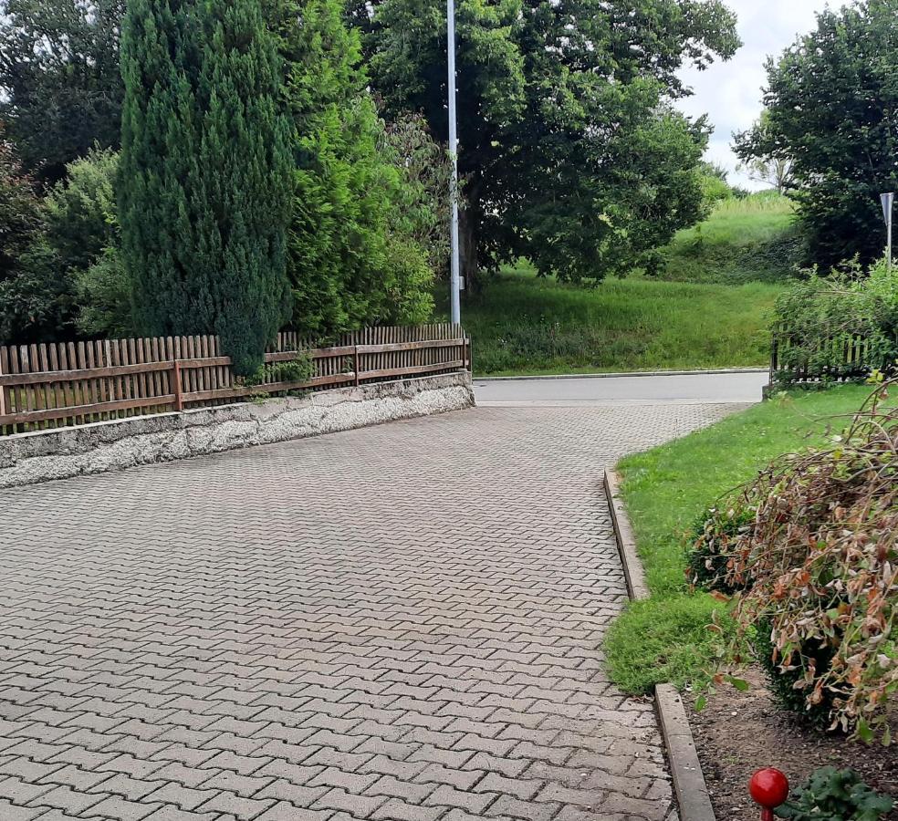 Ferienwohnung Kopold "Im Alten Schulhaus" Pottmes Dış mekan fotoğraf