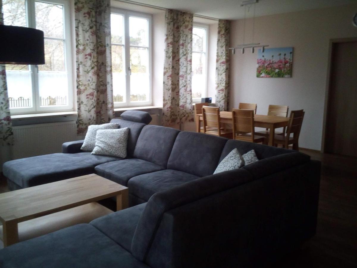 Ferienwohnung Kopold "Im Alten Schulhaus" Pottmes Dış mekan fotoğraf
